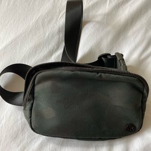 Lululemon Dark Green Camo Belt Bag